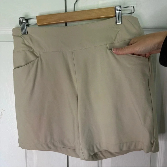 Lady Hagen Khaki Golf Athletic Shorts With Pockets Size M - Picture 3 of 10